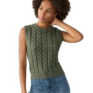 Faherty Sunwashed Sage Green Cable Knit Crewneck Sweater Size S EUC